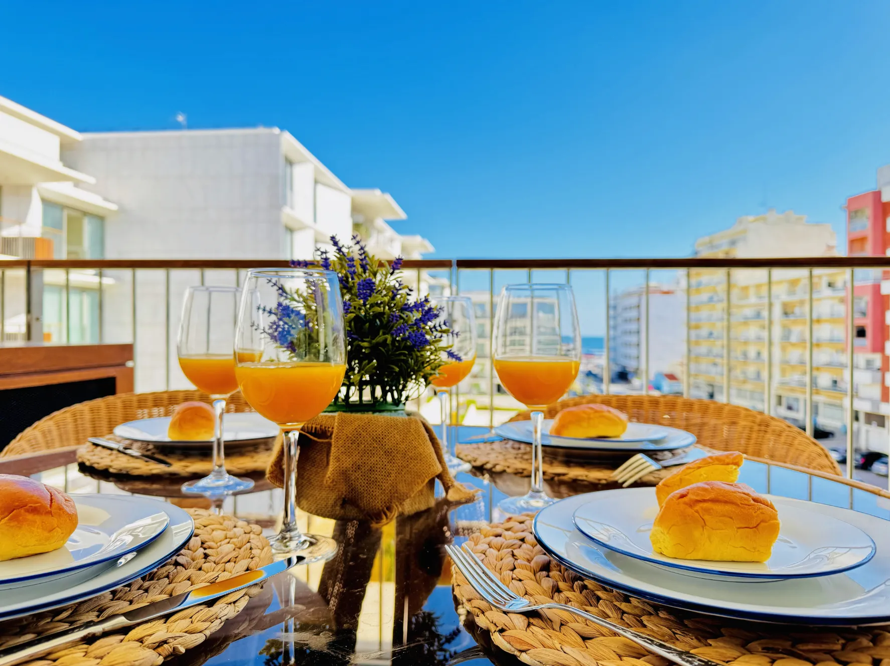 Bayline luxury spa and pool apartment